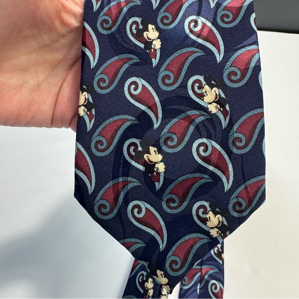 Vintage Disney Store Mickey 100% Silk Paisley Mickey Mouse Necktie Navy Maroon
